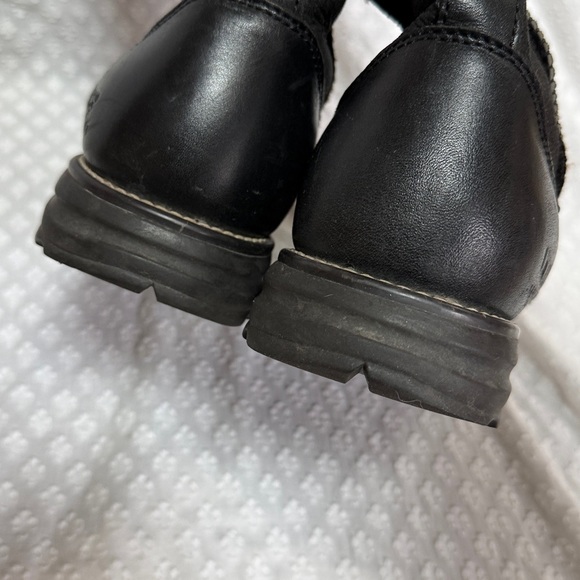 UGG women’s Brooks Tall Black Boots size 10 - Picture 3 of 16